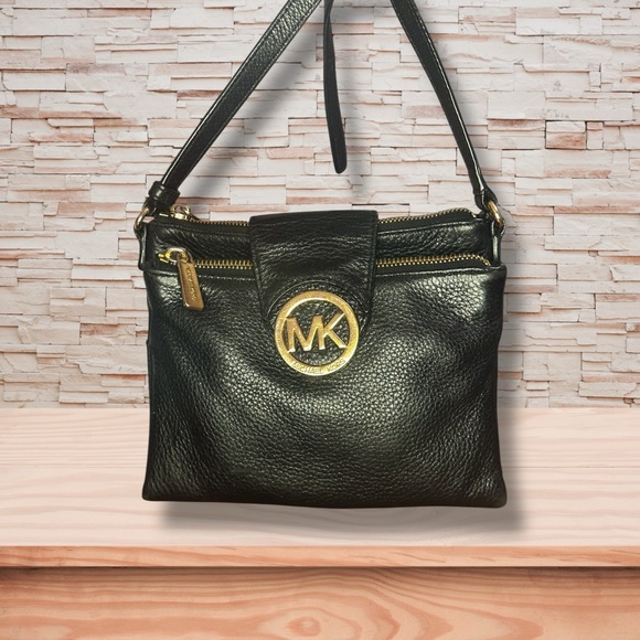 Handbags - Michael Kors Fulton Black Pebbled Leather Crossbody Bag Built-in Wallet